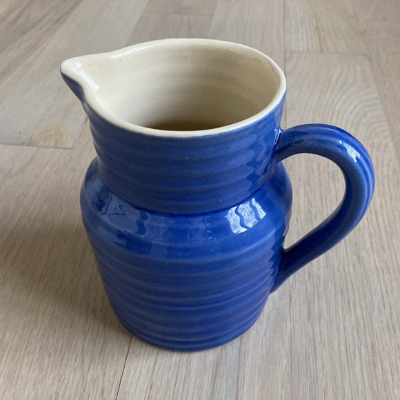 Emile Henry Le Potier Pitcher - Picture 1 of 6